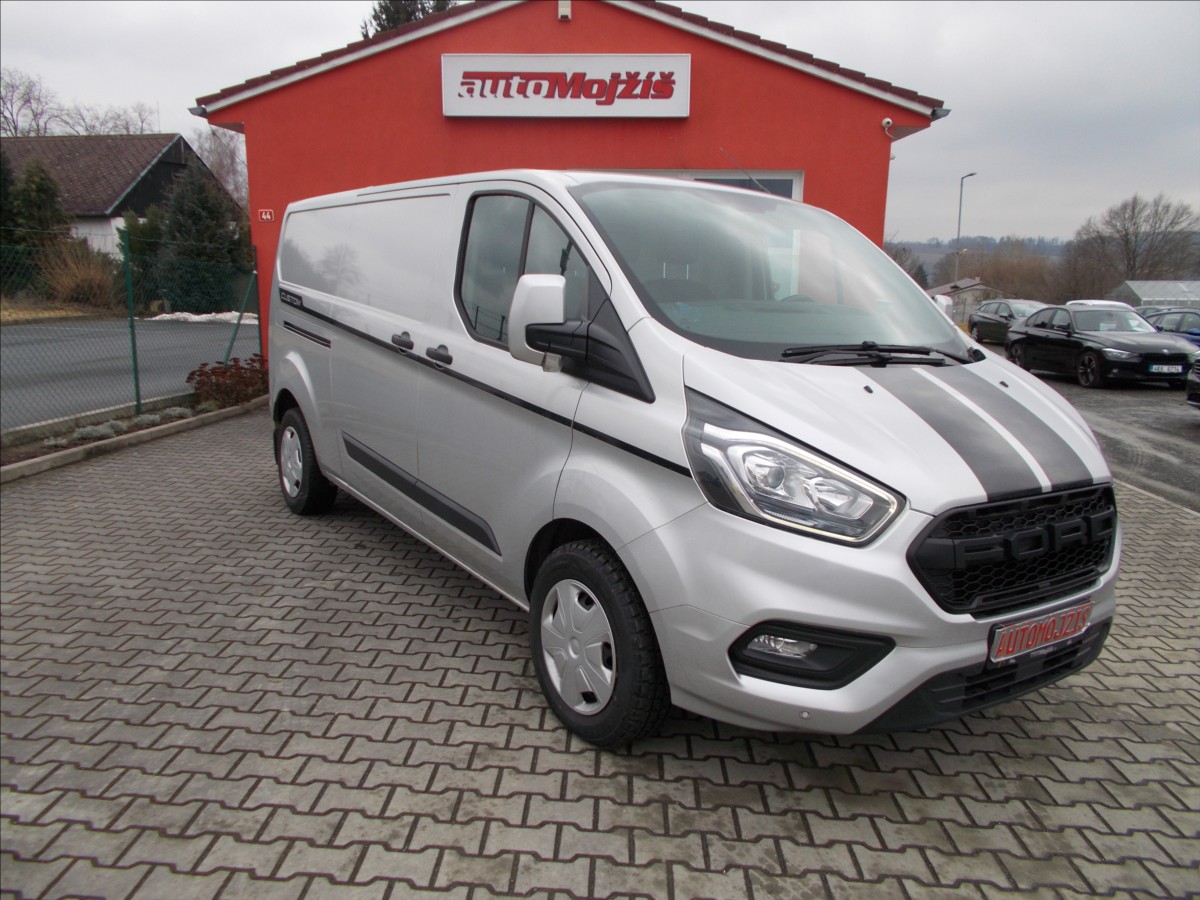 Ford Transit Custom 2,0 TDCi L2H1KLIMA NOVÁ STK