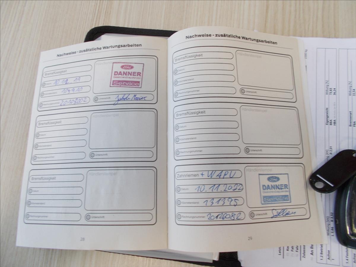 Ford Grand C-MAX 1,6 TDCI XENONY HLÍDÁNÍ JÍZDNÍCH PRUHŮ - foto 31