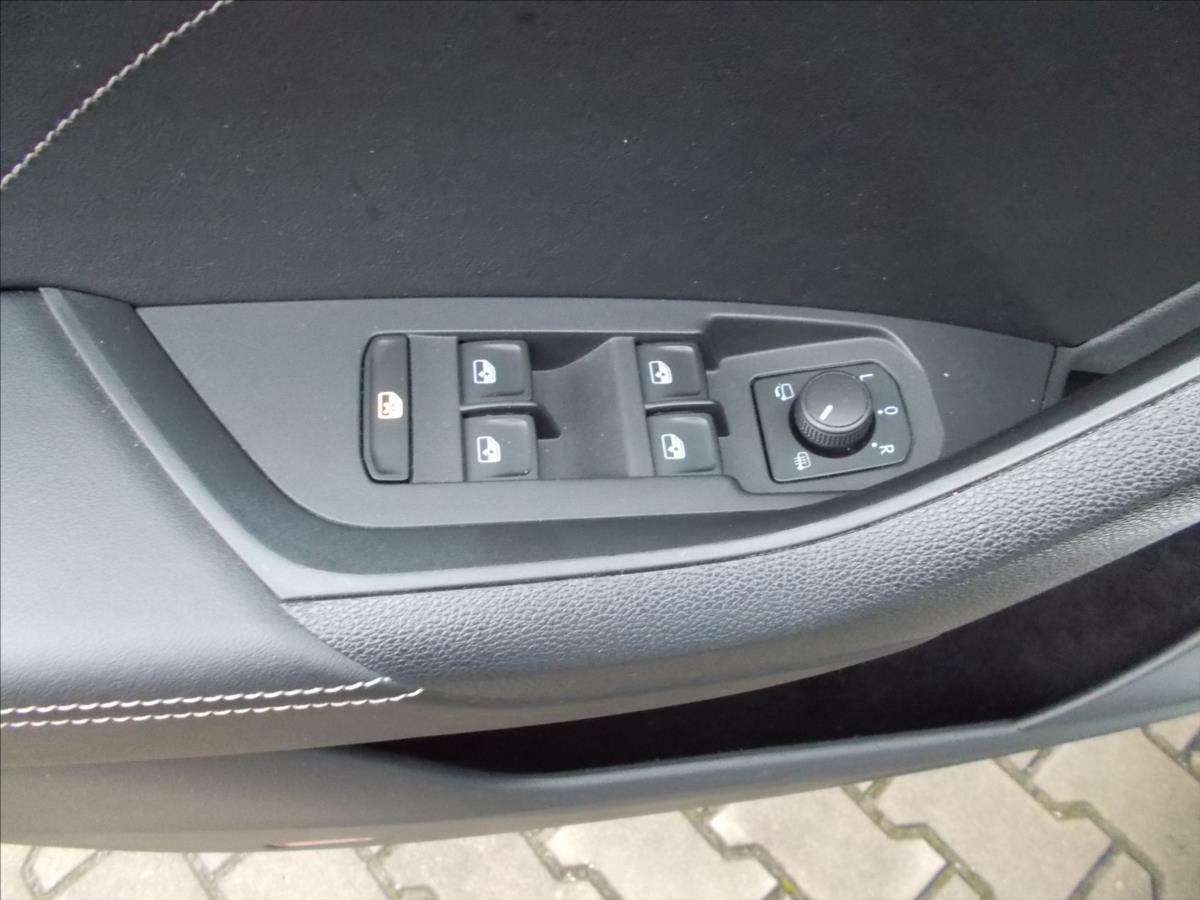 Škoda Kodiaq 2,0 TDI  ČR DPH 1.MAJITEL L & K ZÁRUKA WEBASTO - foto 29