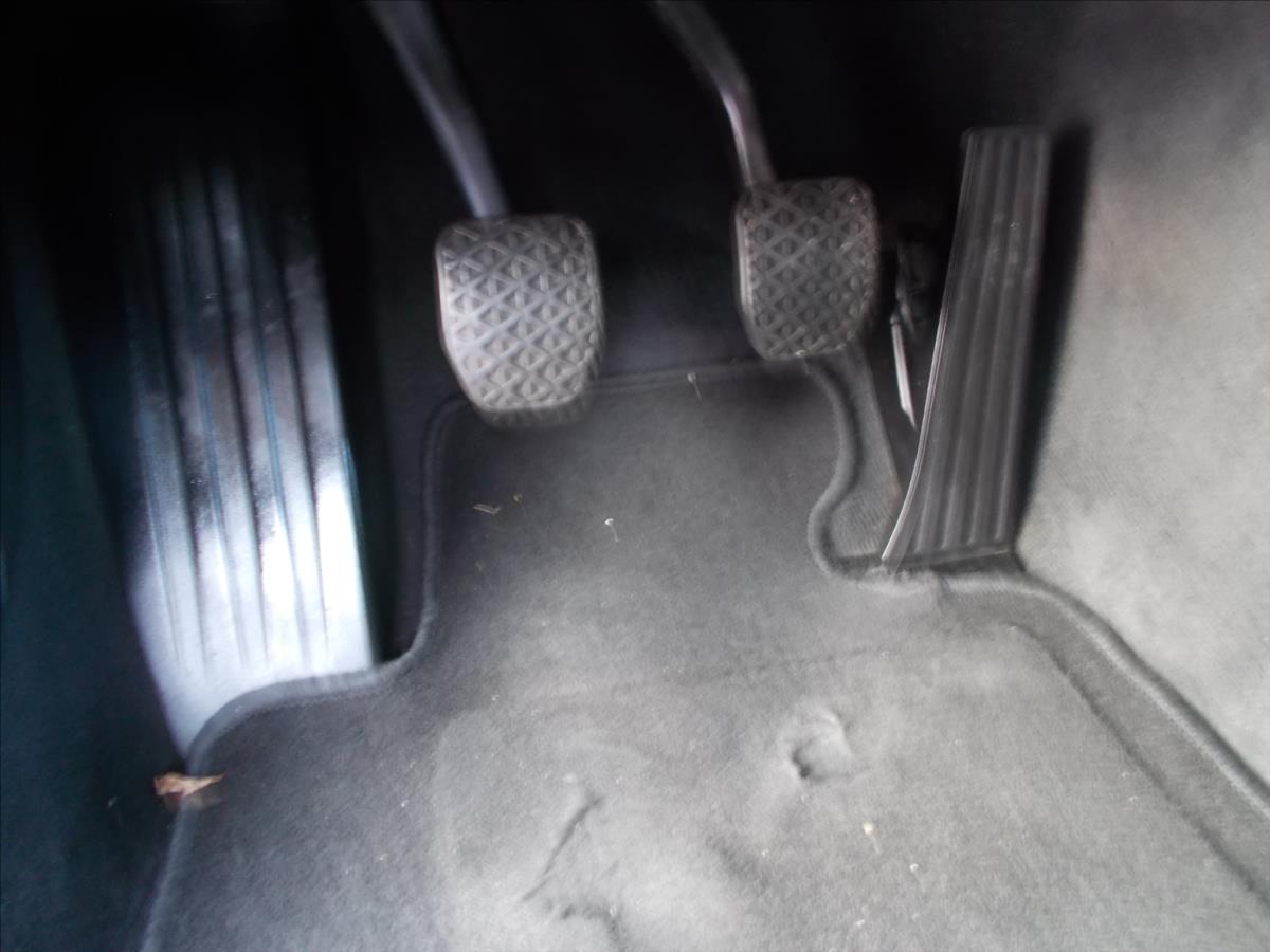 BMW Řada 3 2,0 D DIGIKLIMA NOVÉ ROZVODY PĚKNÉ - foto 25