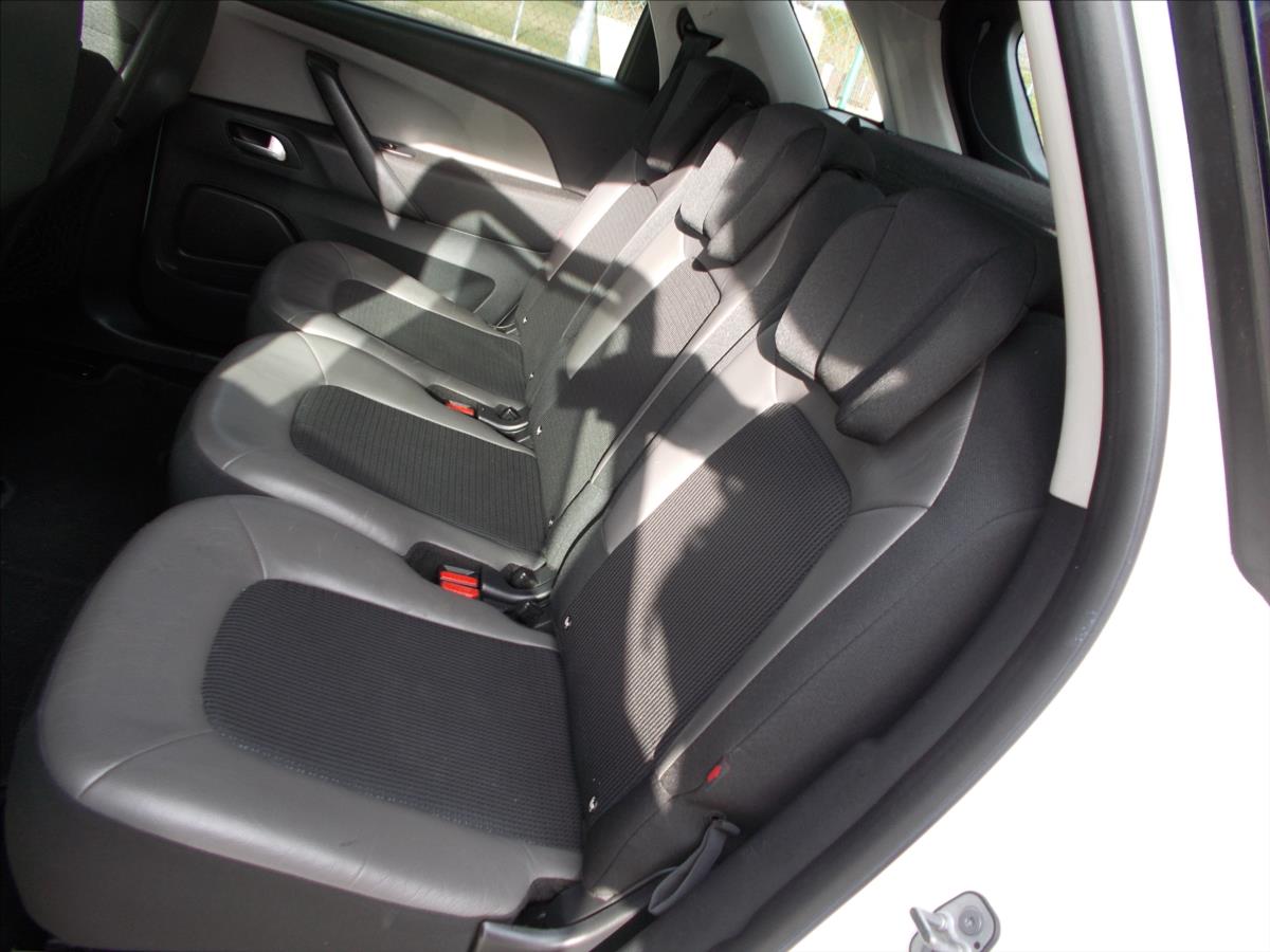 Citroën C4 Picasso 1,6 e-HDi DPH AT 115 Exclusive ČR NOVÁ STK - foto 16