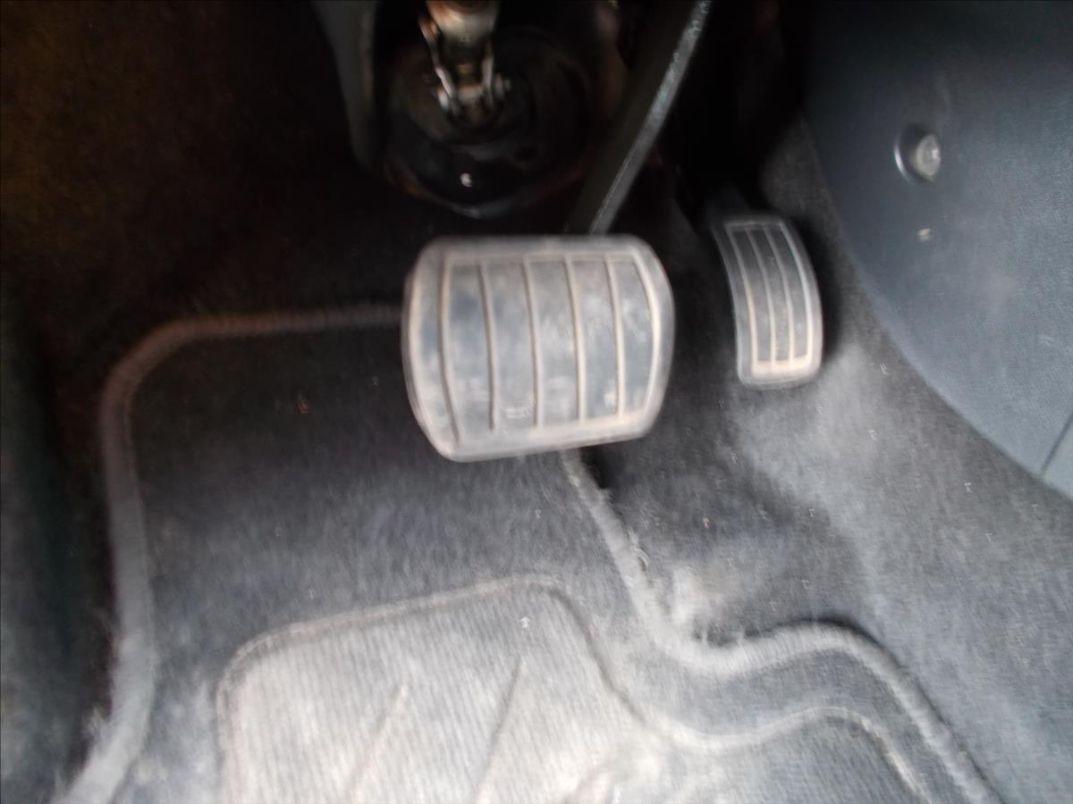 Citroën C4 Picasso 1,6 e-HDi DPH AT 115 Exclusive ČR NOVÁ STK - foto 27