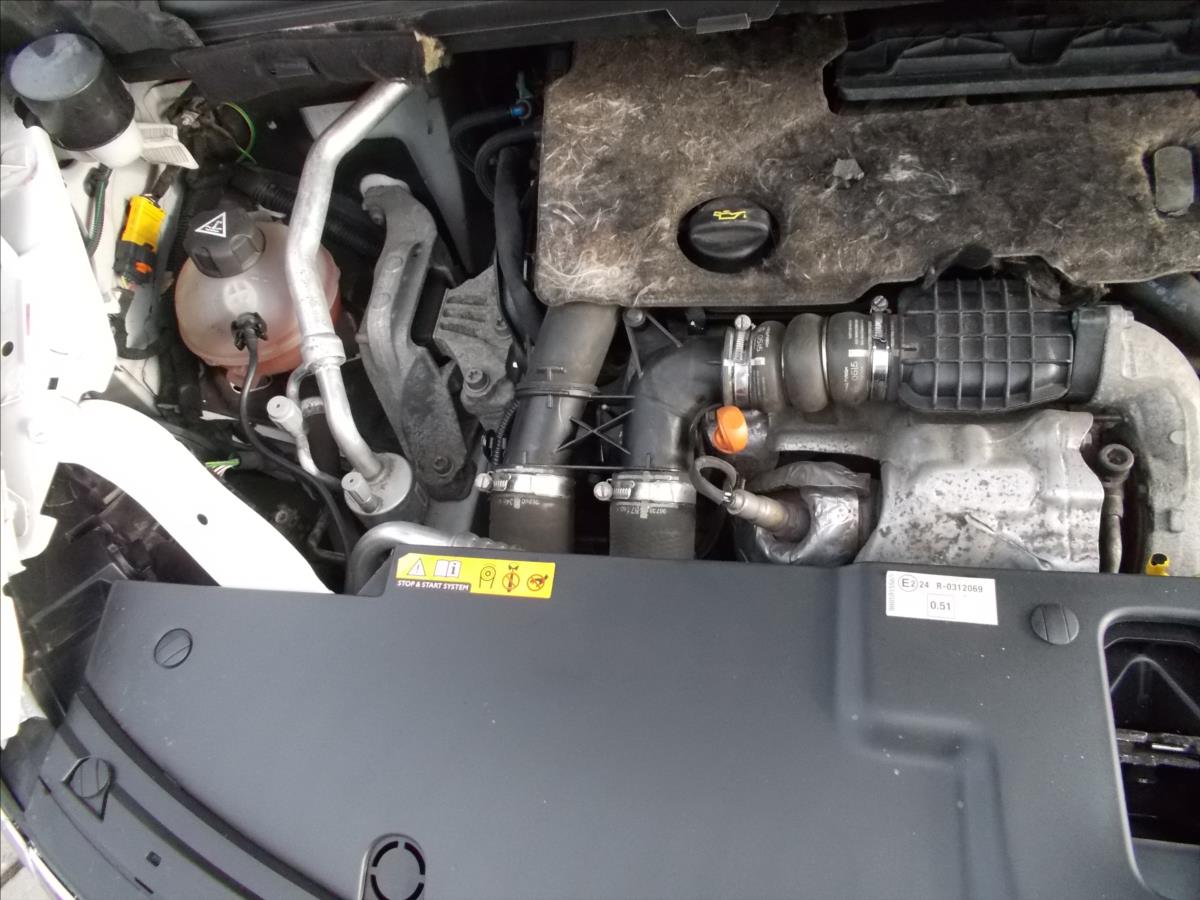 Citroën C4 Picasso 1,6 e-HDi DPH AT 115 Exclusive ČR NOVÁ STK - foto 30