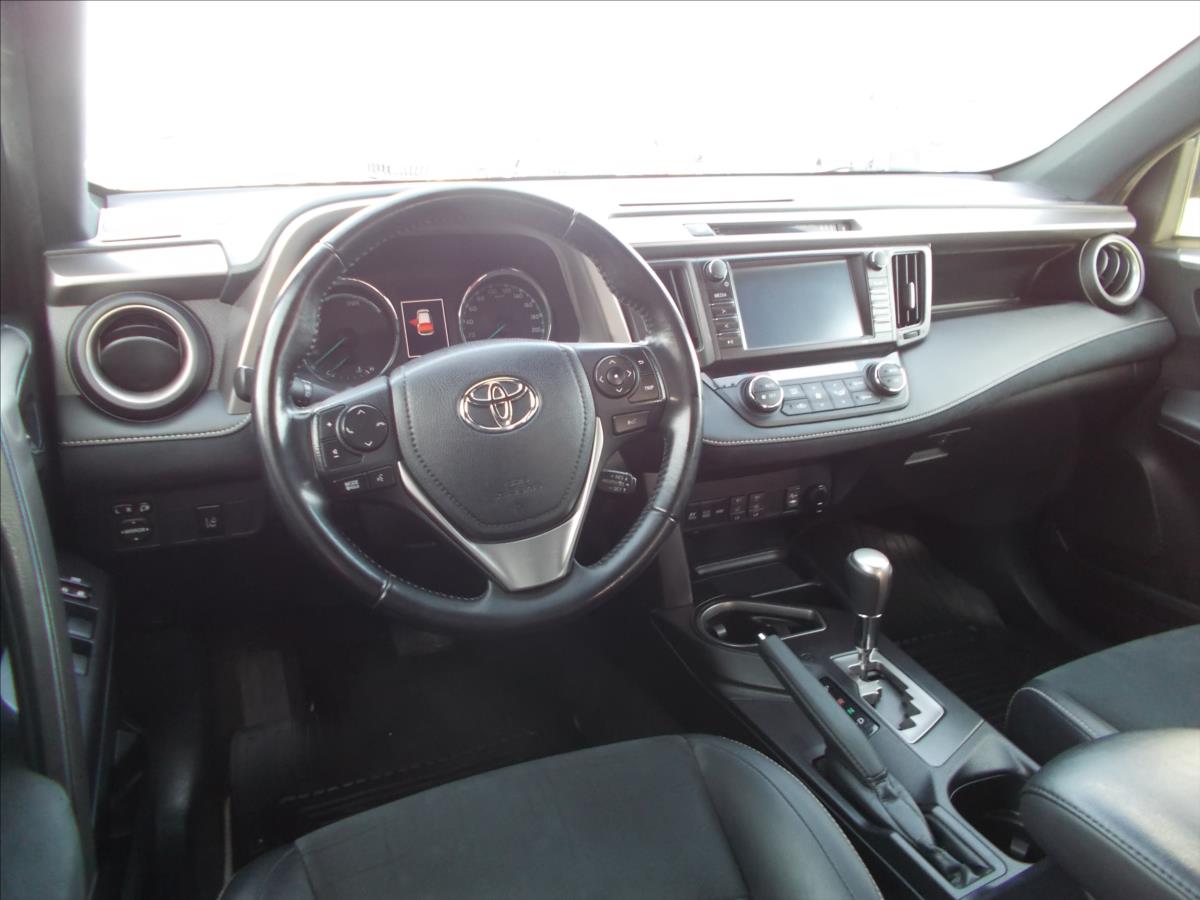 Toyota RAV4 2,5 AT HYBRID 4x4 ČR DPH 119500 KM - foto 20