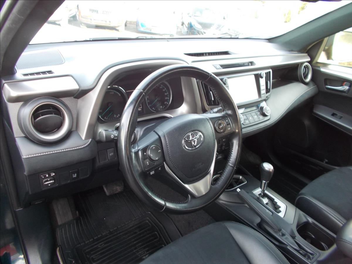 Toyota RAV4 2,5 AT HYBRID 4x4 ČR DPH 119500 KM - foto 24