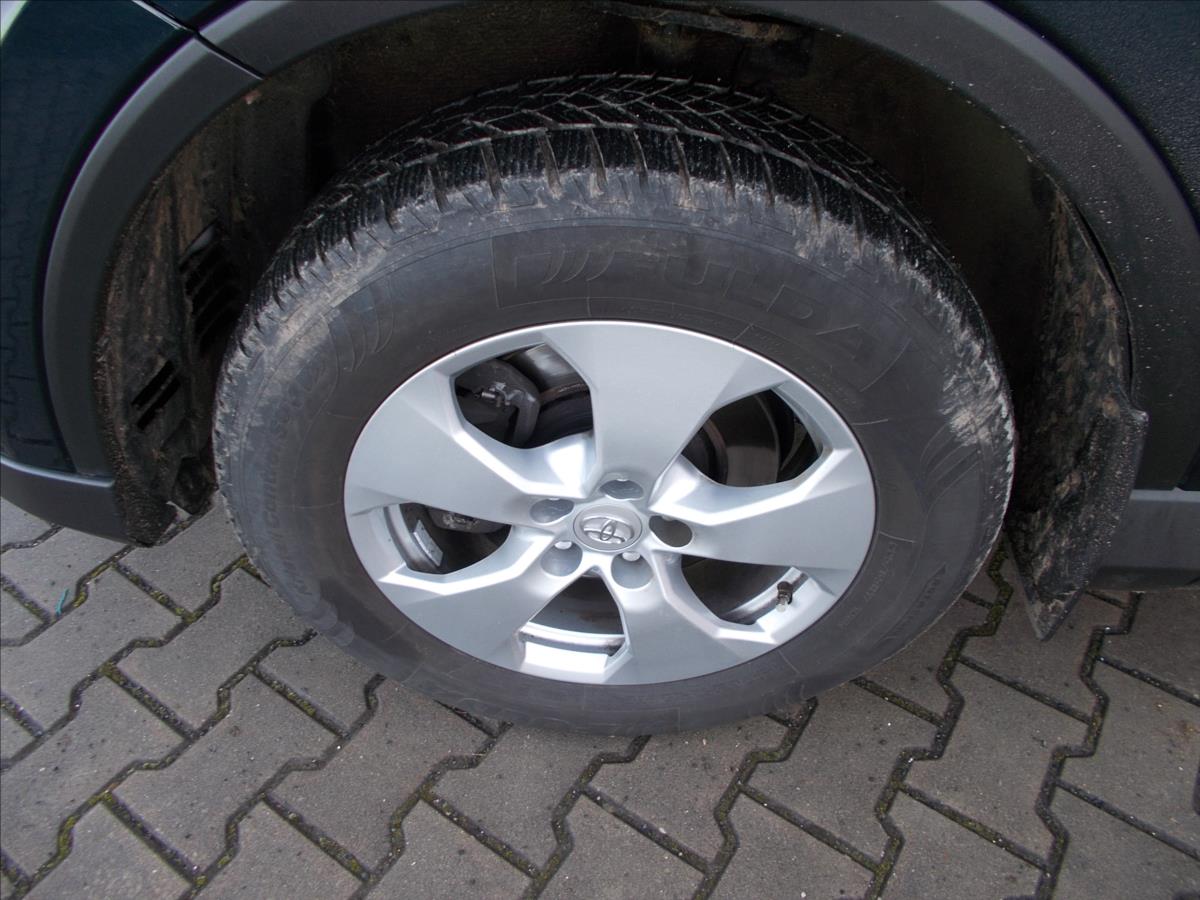 Toyota RAV4 2,5 AT HYBRID 4x4 ČR DPH 119500 KM - foto 5