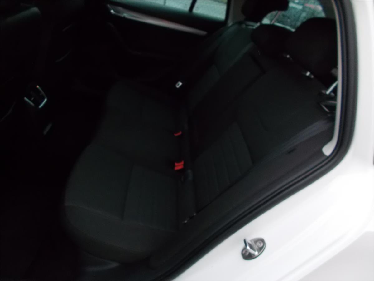 Škoda Octavia 1,4 TSI ČR 2.MAJITEL od R. 2020 NOVÁ STK  III - foto 14