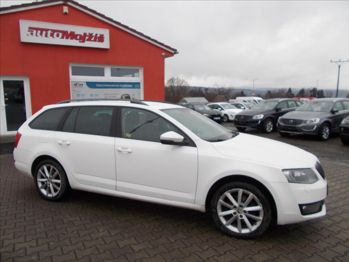 Škoda Octavia 1,4 TSI ČR 2.MAJITEL od R. 2020 NOVÁ STK  III - foto 8