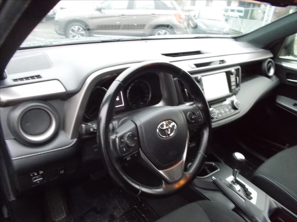 Toyota RAV4 2,5 AT HYBRID ČR 4x4 TZ LED SERVIS POUZE TOYOTA - foto 24
