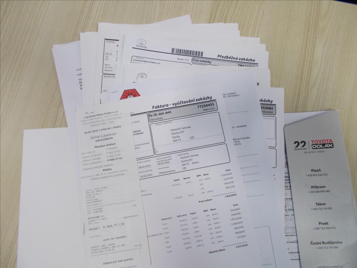 Toyota RAV4 2,5 AT HYBRID ČR 4x4 TZ LED SERVIS POUZE TOYOTA - foto 41