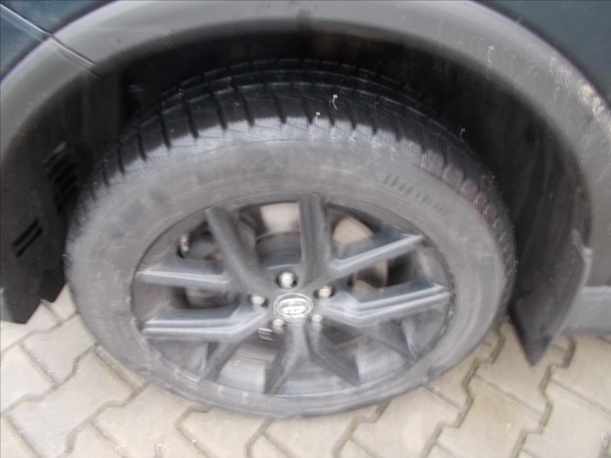 Toyota RAV4 2,5 AT HYBRID ČR 4x4 TZ LED SERVIS POUZE TOYOTA - foto 6