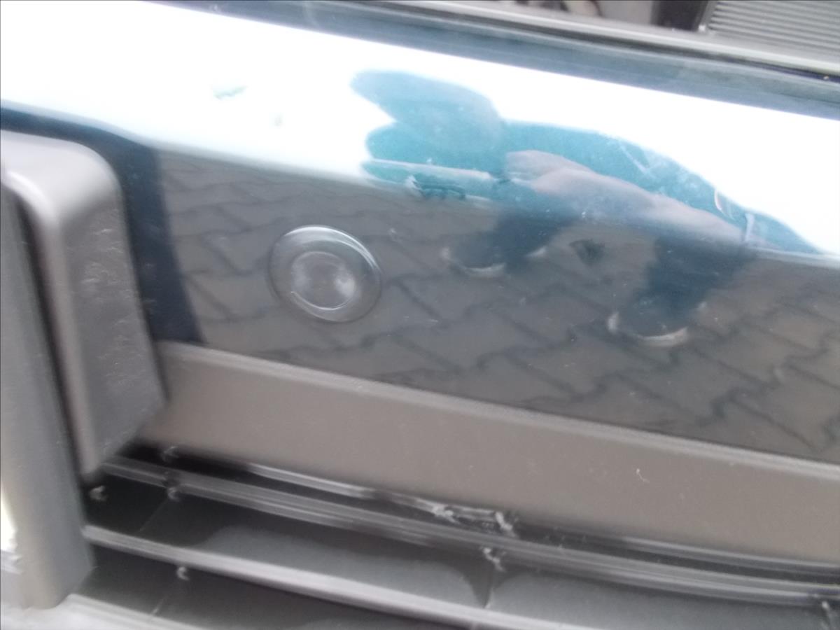 Toyota RAV4 2,5 AT HYBRID ČR 4x4 TZ LED SERVIS POUZE TOYOTA - foto 8