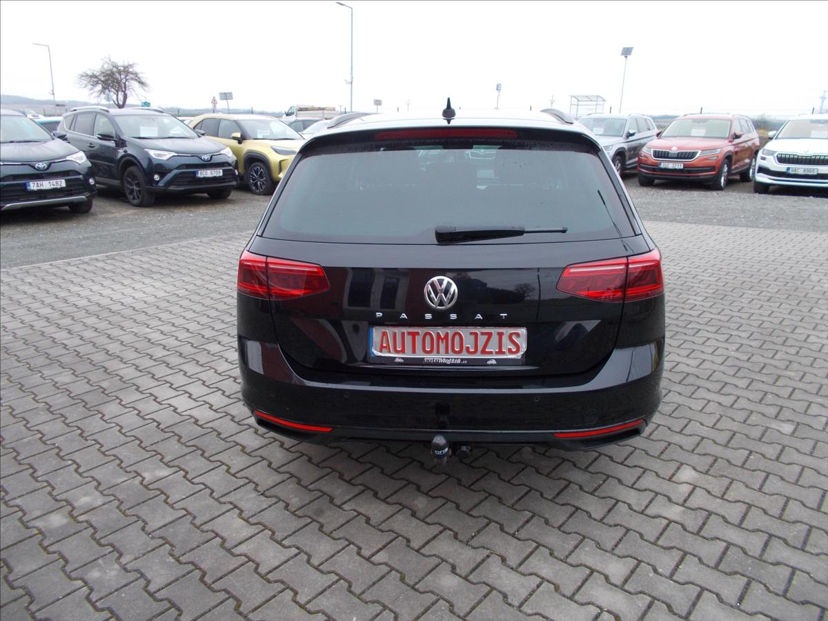 Volkswagen Passat 2,0 TDI DSG7 110 kW Business - foto 10