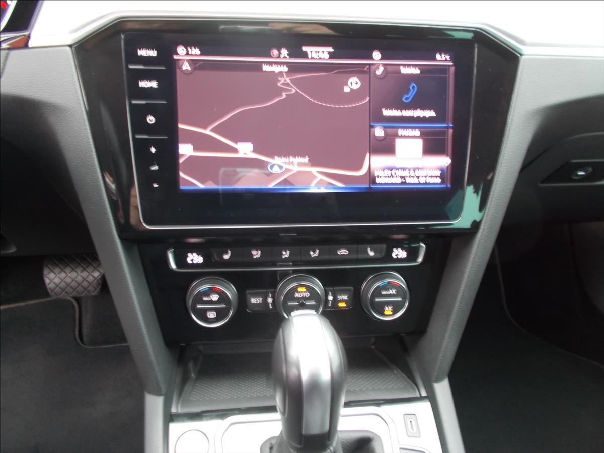 Volkswagen Passat 2,0 TDI DSG7 110 kW Business - foto 24