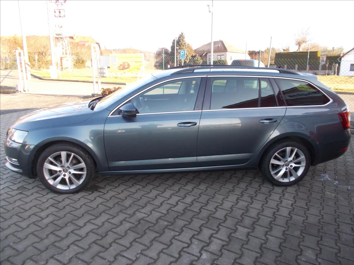 Škoda Octavia 1,6 TDI DIGIKLIMA LED ČR DPH  III - foto 5