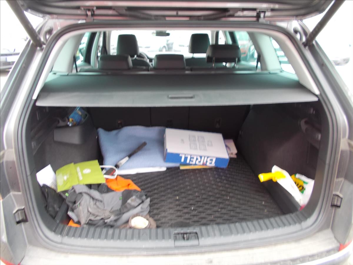 Škoda Kodiaq 2,0 TDI ČR 1.MAJITEL L&K WEBASTO TZ - foto 11