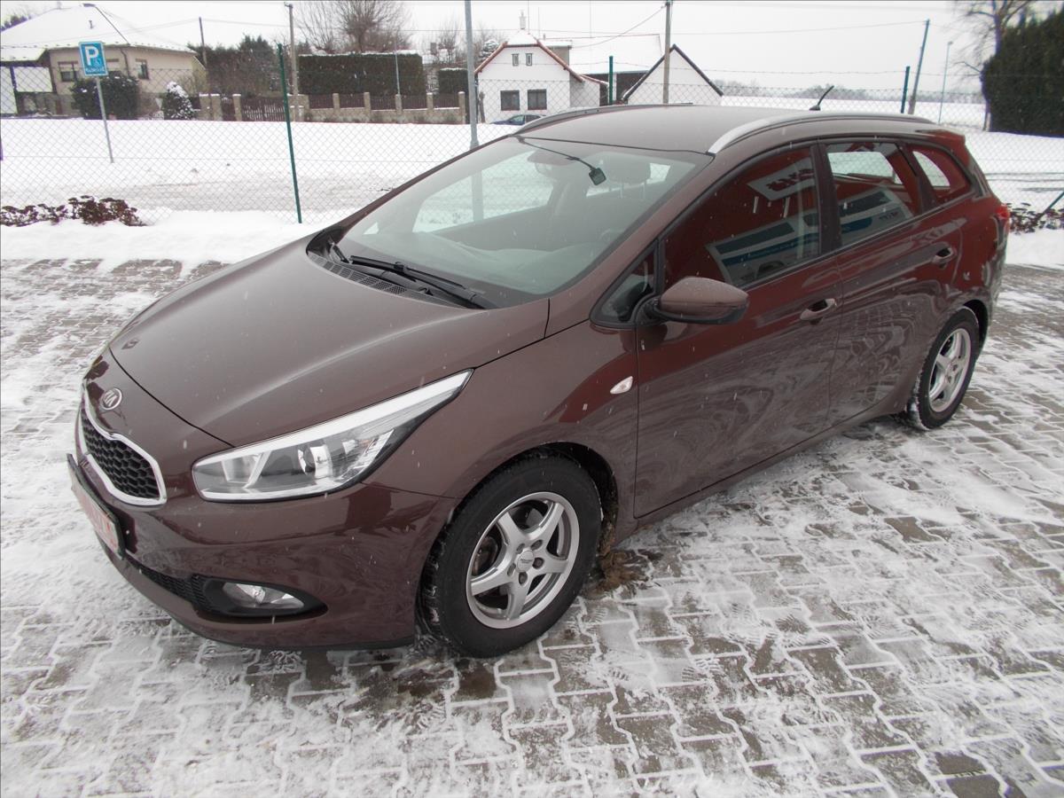 Kia Ceed 1,6 GDI ČR 1.MAJITEL KLIMA - foto 3