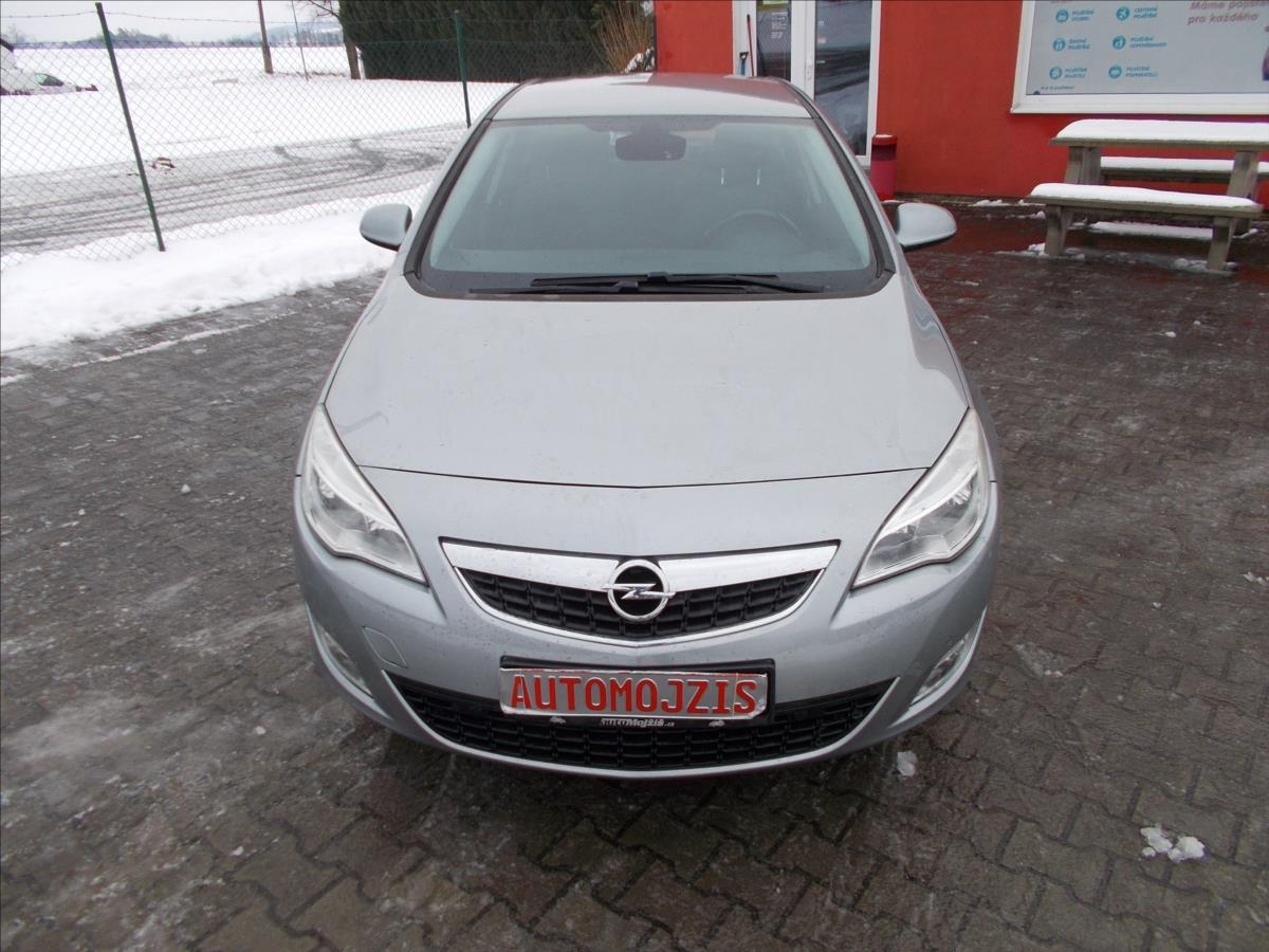 Opel Astra 1,4 T 1.MAJITELKA KLIMA PĚKNÉ  J - foto 3