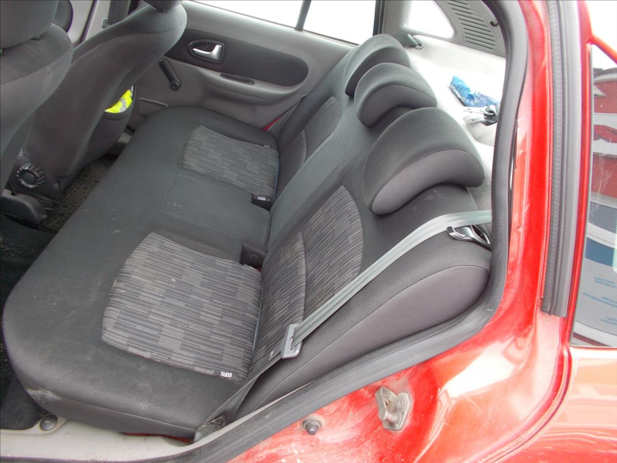 Renault Thalia 1,2 i ČR KLIMA TZ STK 6/2027 - foto 13