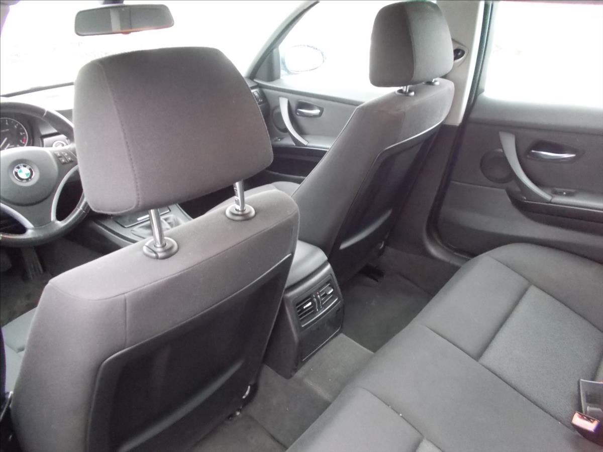 BMW Řada 3 2,0 16V DIGIKLIMA PĚKNÉ - foto 17