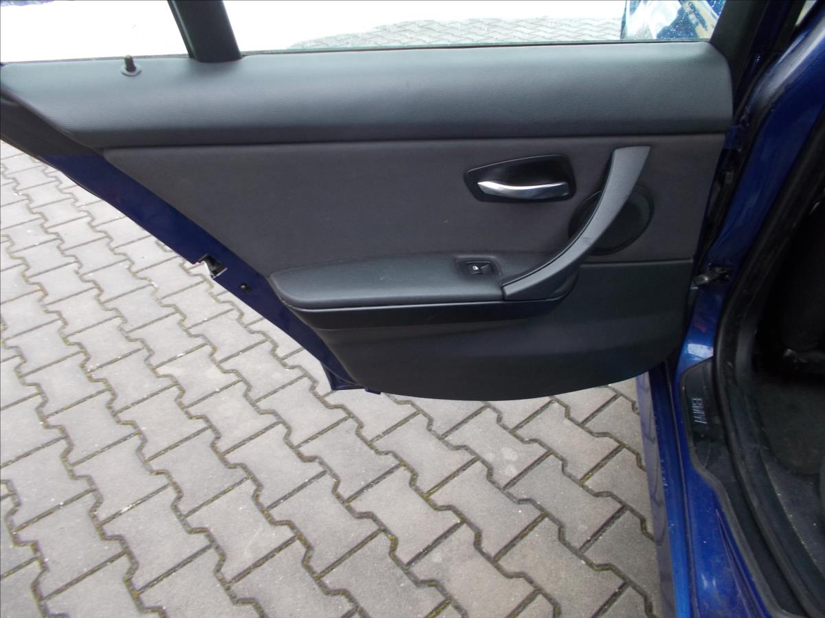 BMW Řada 3 2,0 16V DIGIKLIMA PĚKNÉ - foto 19