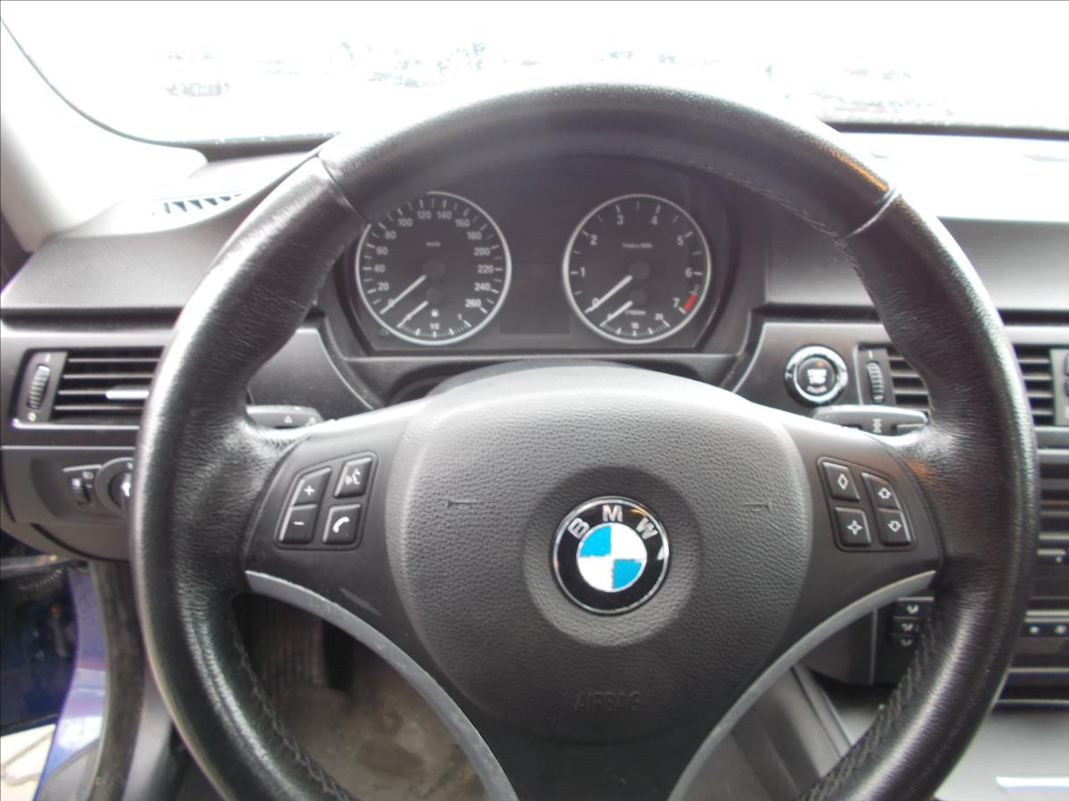 BMW Řada 3 2,0 16V DIGIKLIMA PĚKNÉ - foto 24