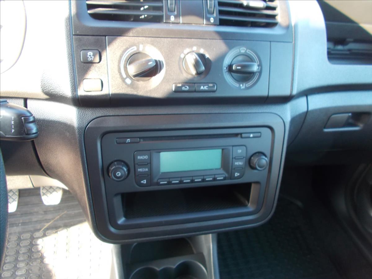 Škoda Fabia 1,2 TSI ČR 66865 KM PĚKNÉ  II - foto 20