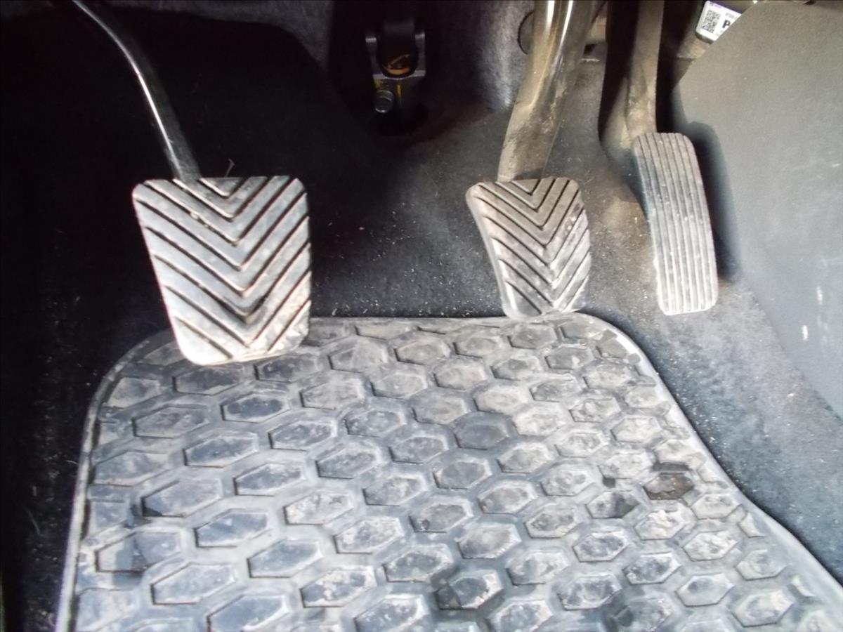 Hyundai i30 1,0 T-GDI ČR 1.MAJITEL ZÁRUKA 3/2028 - foto 26