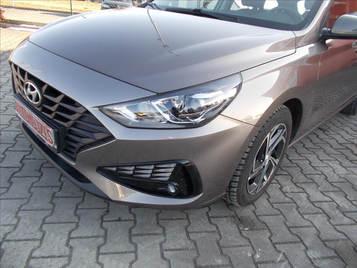 Hyundai i30 1,0 T-GDI ČR 1.MAJITEL ZÁRUKA 3/2028 - foto 7