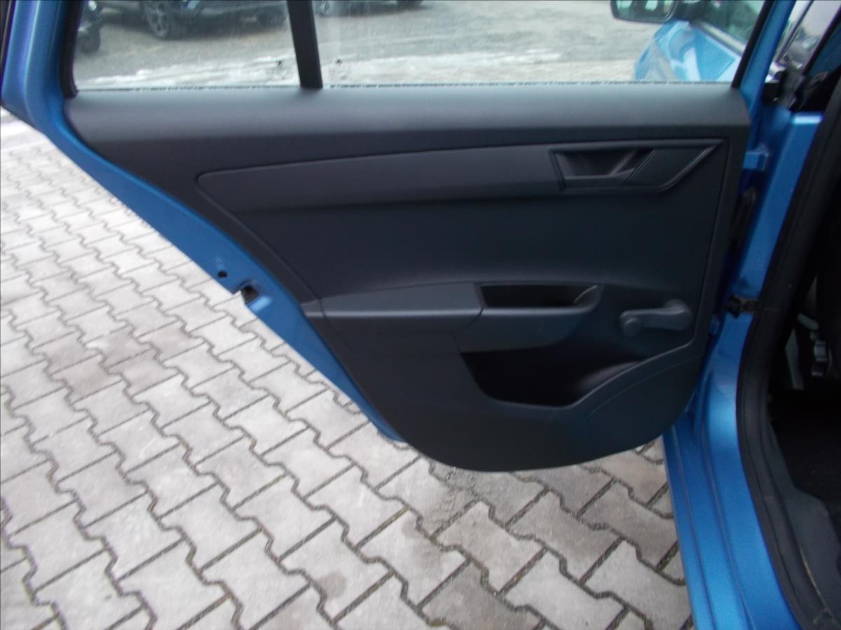 Škoda Fabia 1,0 MPI 55 kW KLIMA 84560 KM  III - foto 18