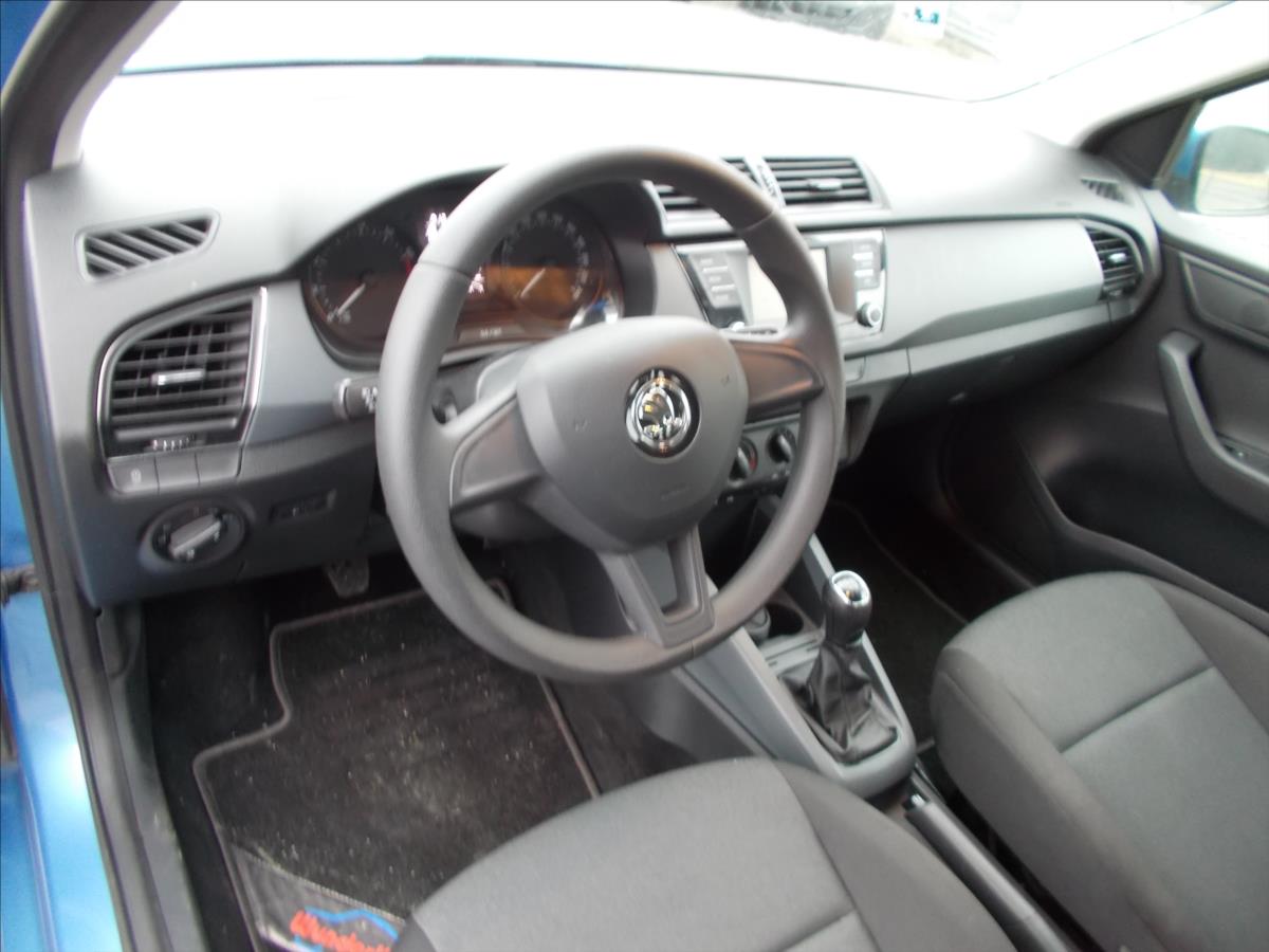 Škoda Fabia 1,0 MPI 55 kW KLIMA 84560 KM  III - foto 20