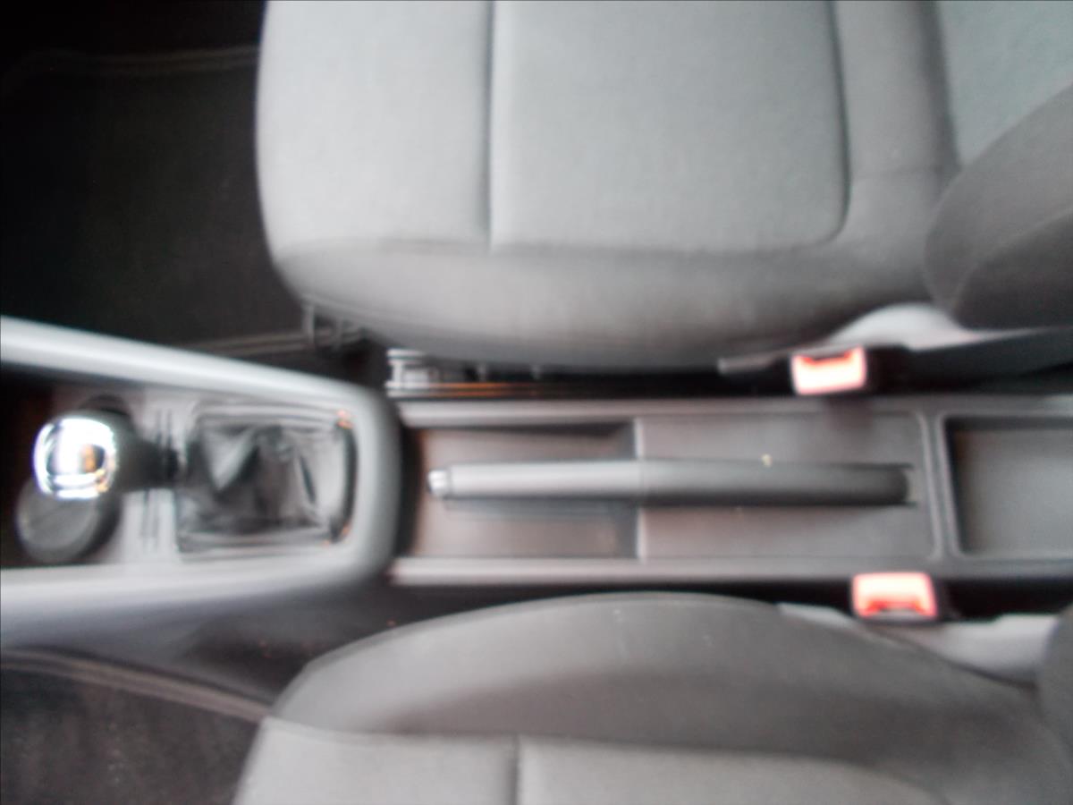 Škoda Fabia 1,0 MPI 55 kW KLIMA 84560 KM  III - foto 22