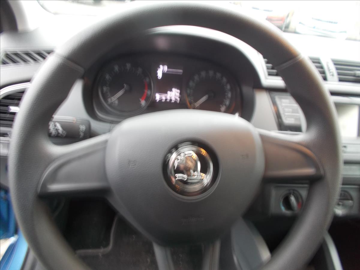 Škoda Fabia 1,0 MPI 55 kW KLIMA 84560 KM  III - foto 23