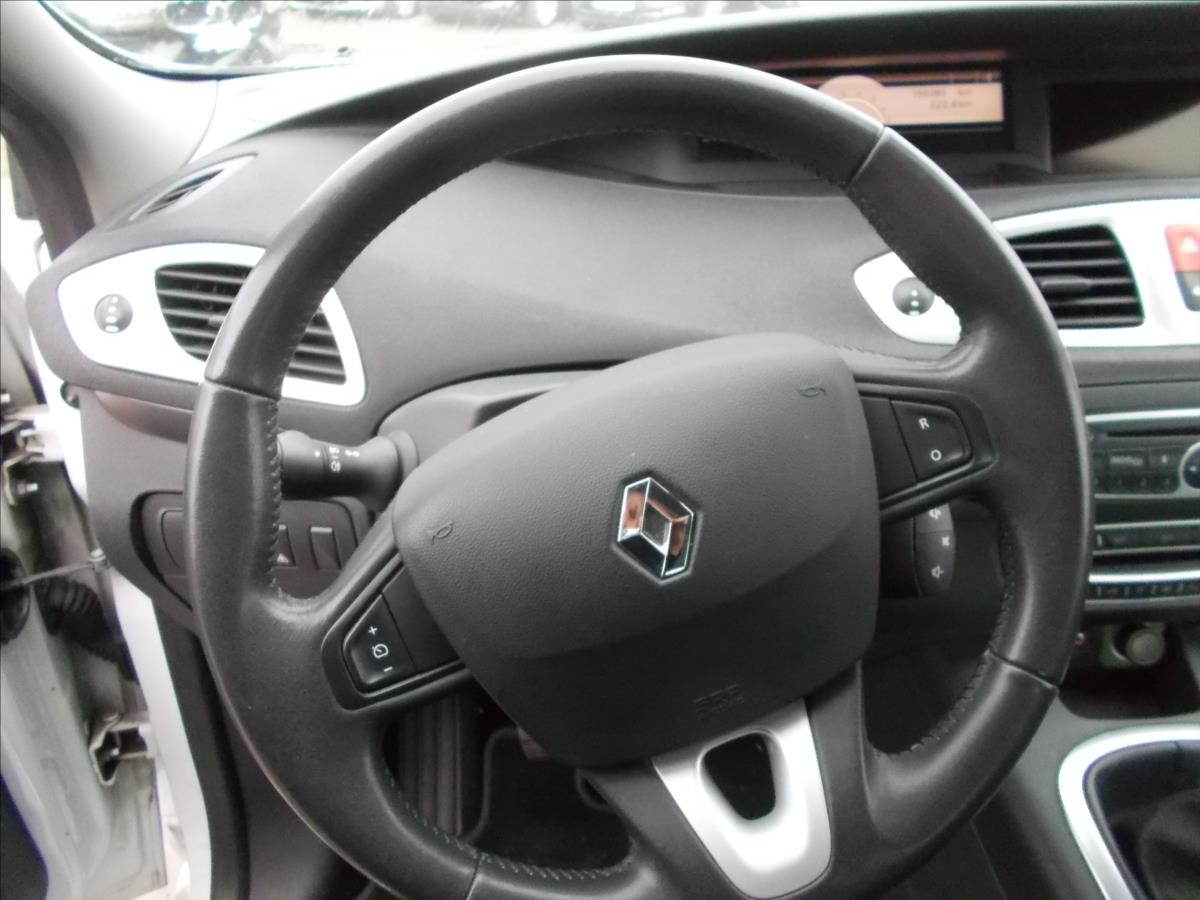 Renault Grand Scénic 1,4 Tce XENONY NAVI DIGIKLIMA NOVÁ STK - foto 24