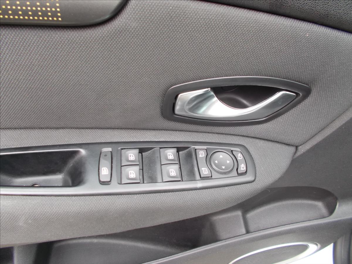 Renault Grand Scénic 1,4 Tce XENONY NAVI DIGIKLIMA NOVÁ STK - foto 28