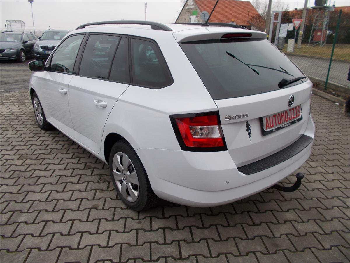 Škoda Fabia 1,2 TSI ČR NAVI TZ NOVÁ STK  III - foto 10