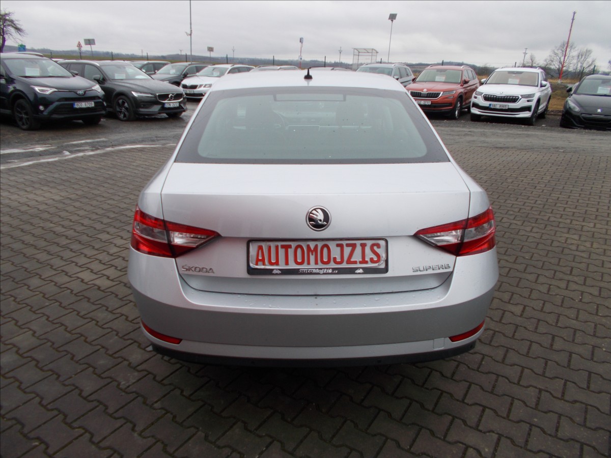Škoda Superb 2,0 TDI ČR 110 KW DIGIKLIMA PĚKNÉ  III - foto 9