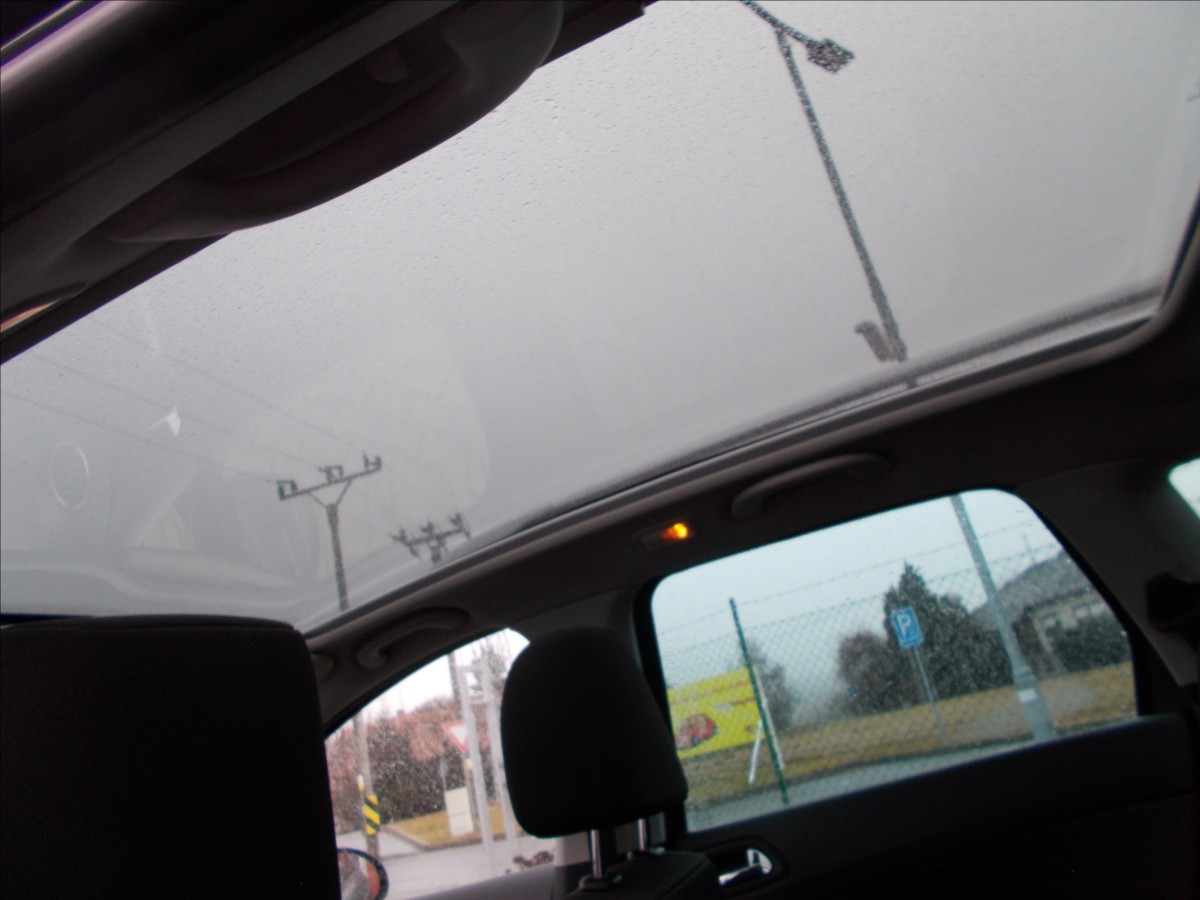 Peugeot 308 1,6 16V ČR NOVÁ STK TZ PĚKNÉ  SW - foto 15