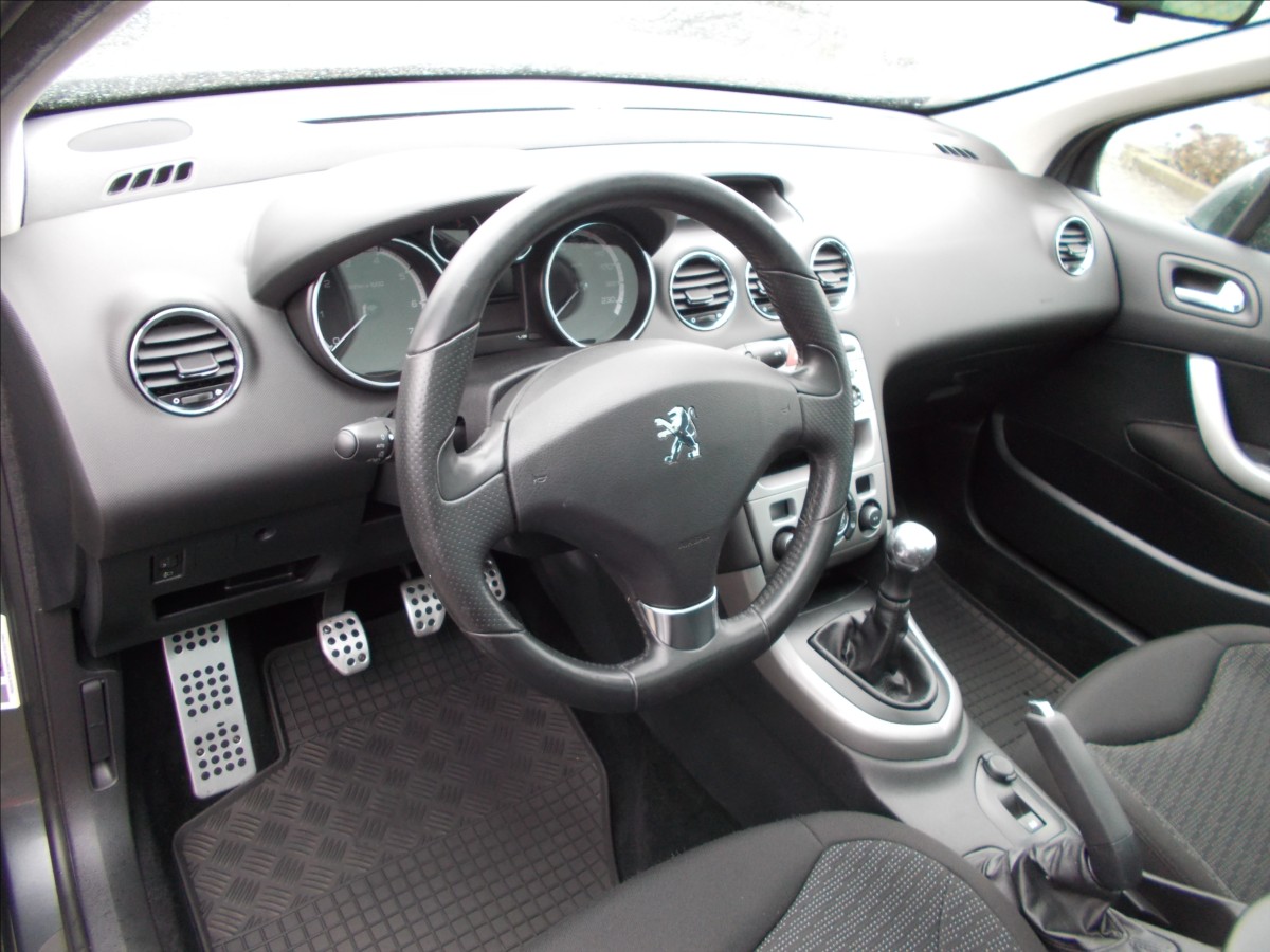 Peugeot 308 1,6 16V ČR NOVÁ STK TZ PĚKNÉ  SW - foto 20