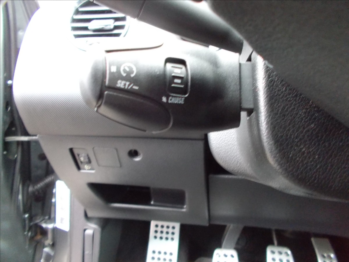 Peugeot 308 1,6 16V ČR NOVÁ STK TZ PĚKNÉ  SW - foto 28