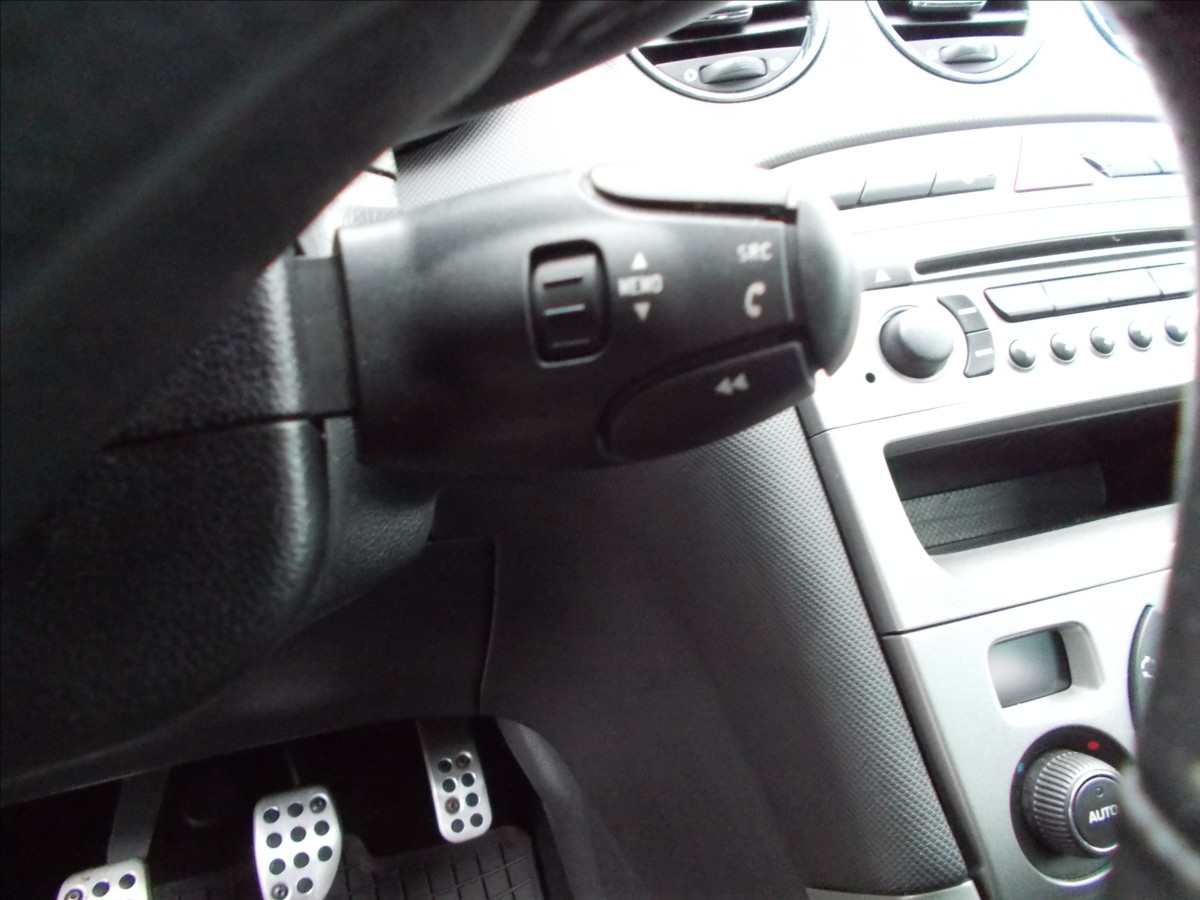 Peugeot 308 1,6 16V ČR NOVÁ STK TZ PĚKNÉ  SW - foto 29