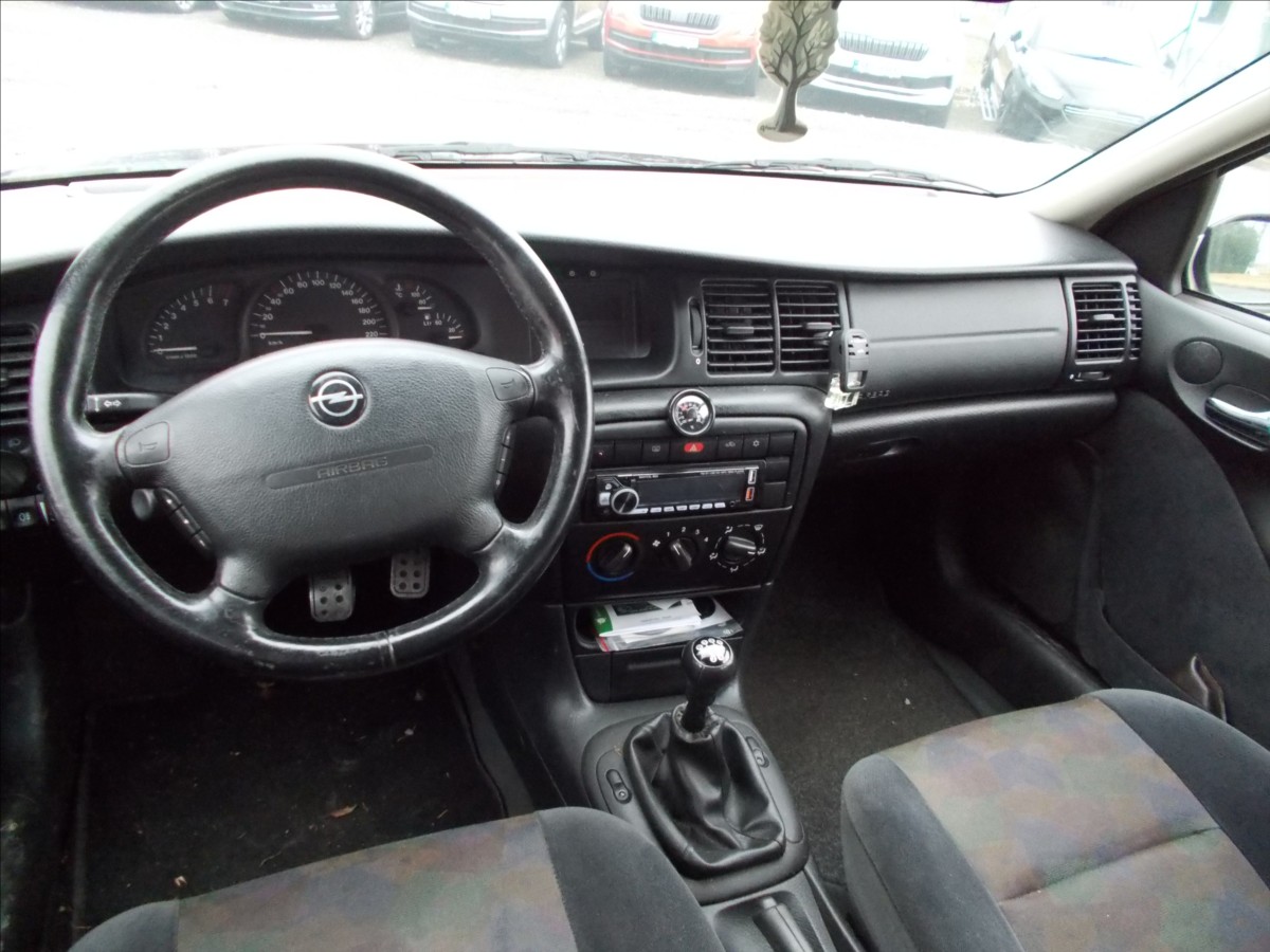 Opel Vectra 1,6 16V KLIMA NOVÁ STK PĚKNÉ - foto 19