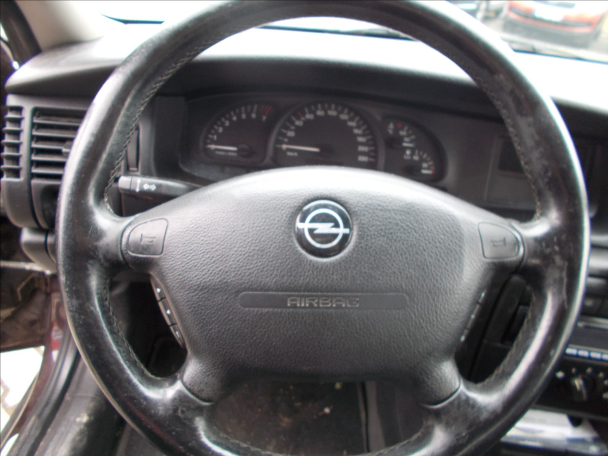 Opel Vectra 1,6 16V KLIMA NOVÁ STK PĚKNÉ - foto 25