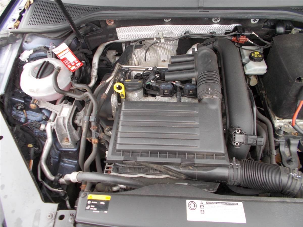 Volkswagen Passat 1,4 TSI DIGIKLIMA NAVI COC STK 3/2027 - foto 32